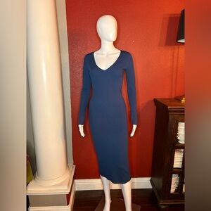 Jonathan Simkhai- Elegant Blue Long Sleeve Ribbed Knit Dress. Size S